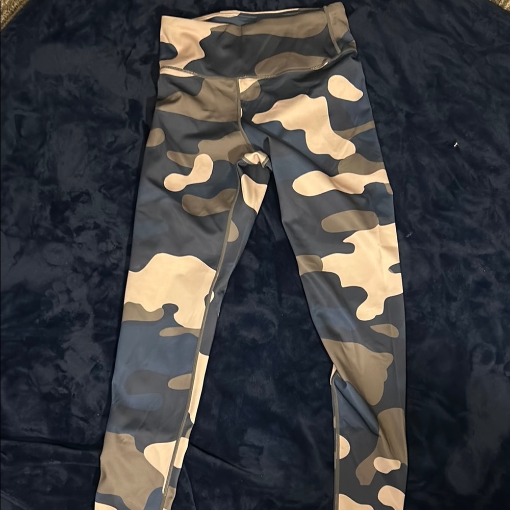 Stylish Blue and Cream Leggings with Stretchy Fit